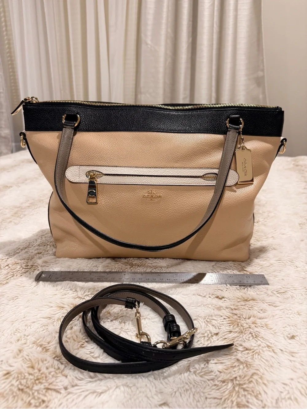 Coach Colorblock Pebbled Leather Tote Shoulder Bag Beige Black Ivory